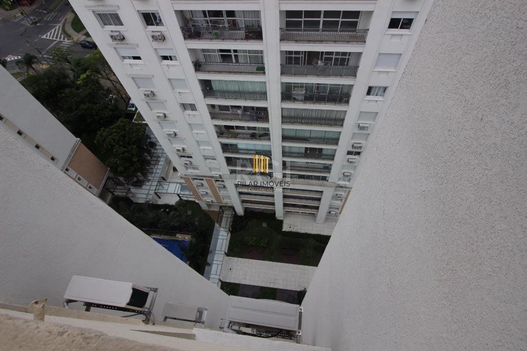 Vende apartamento semi-mobiliado, 3 dormitórios no Condomínio Jardim Novo Higienópolis
