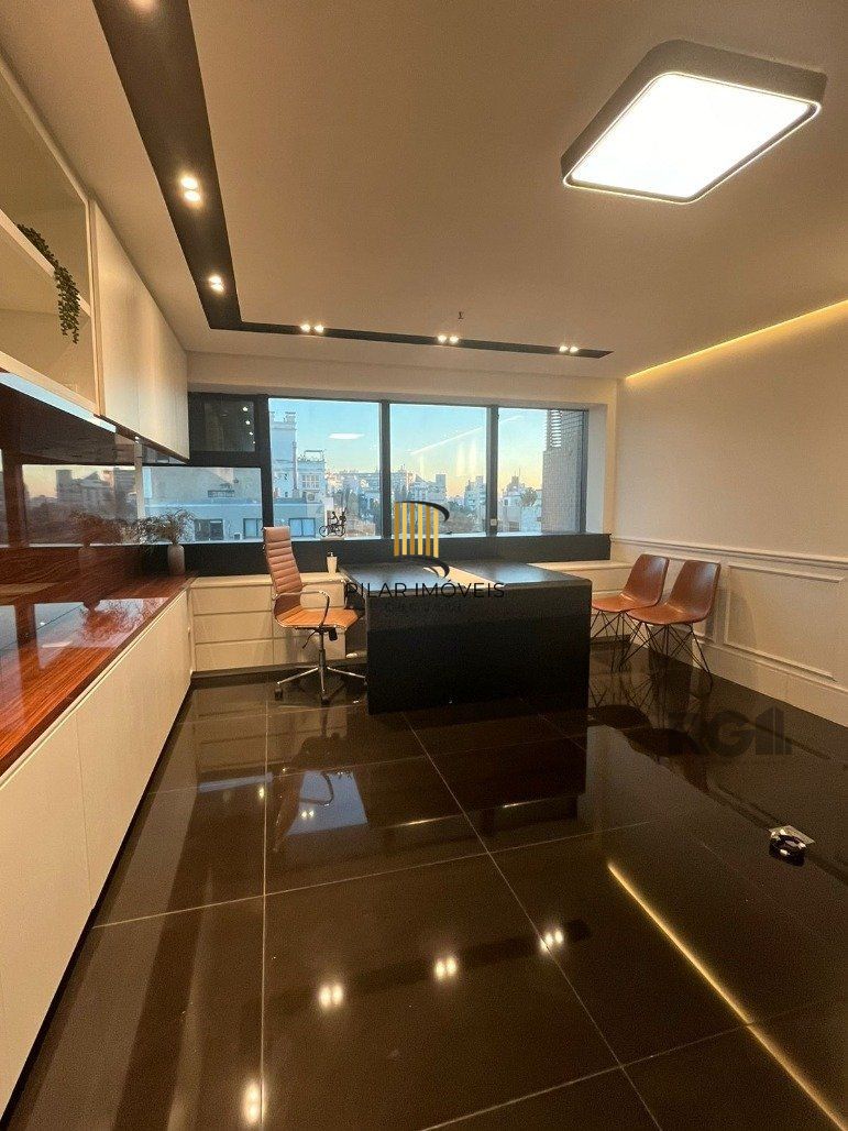 Prestígio e Conforto: Sala Comercial c/ Vaga no Moinhos de Vento