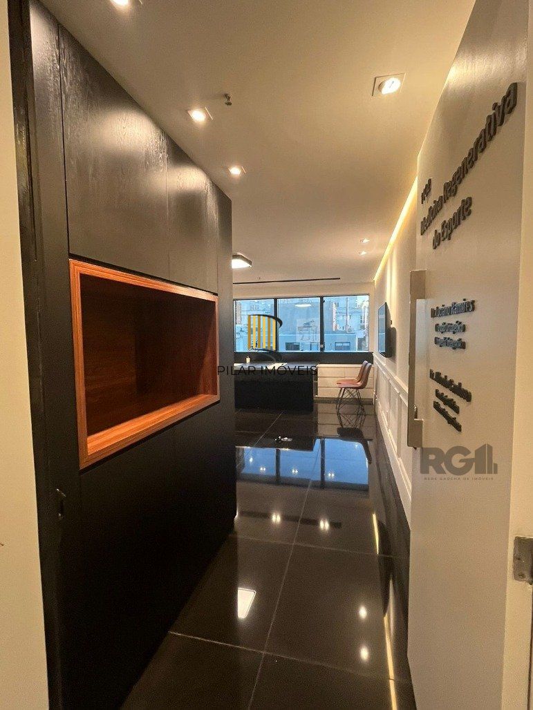 Prestígio e Conforto: Sala Comercial c/ Vaga no Moinhos de Vento