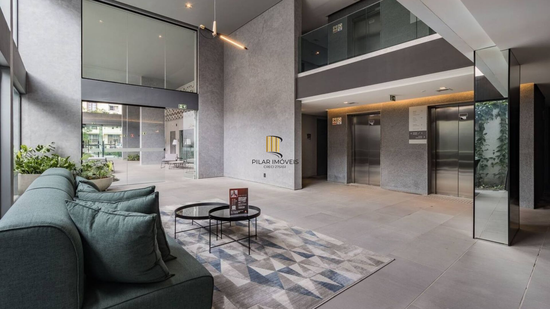 Studio completamente mobiliado e equipado, para comprar, localizado no GO Rio Branco