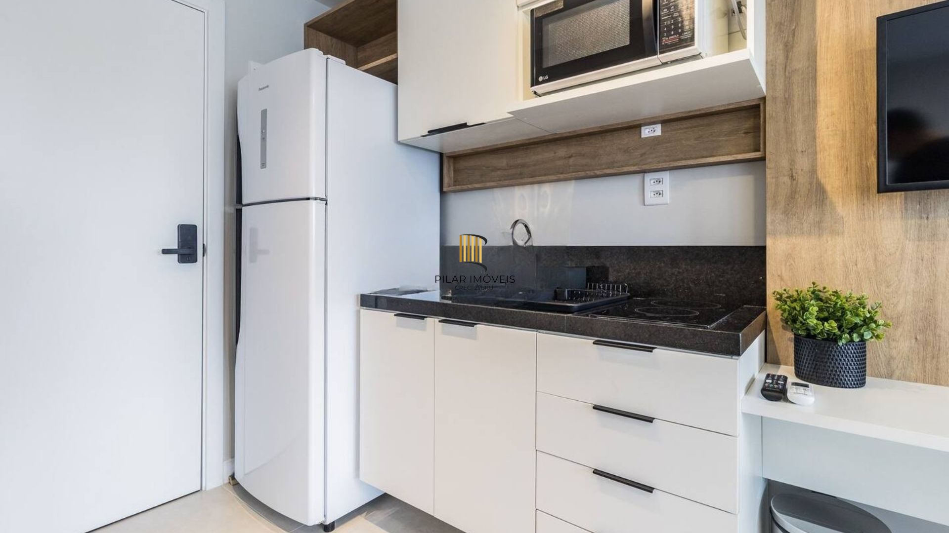 Studio completamente mobiliado e equipado, para comprar, localizado no GO Rio Branco