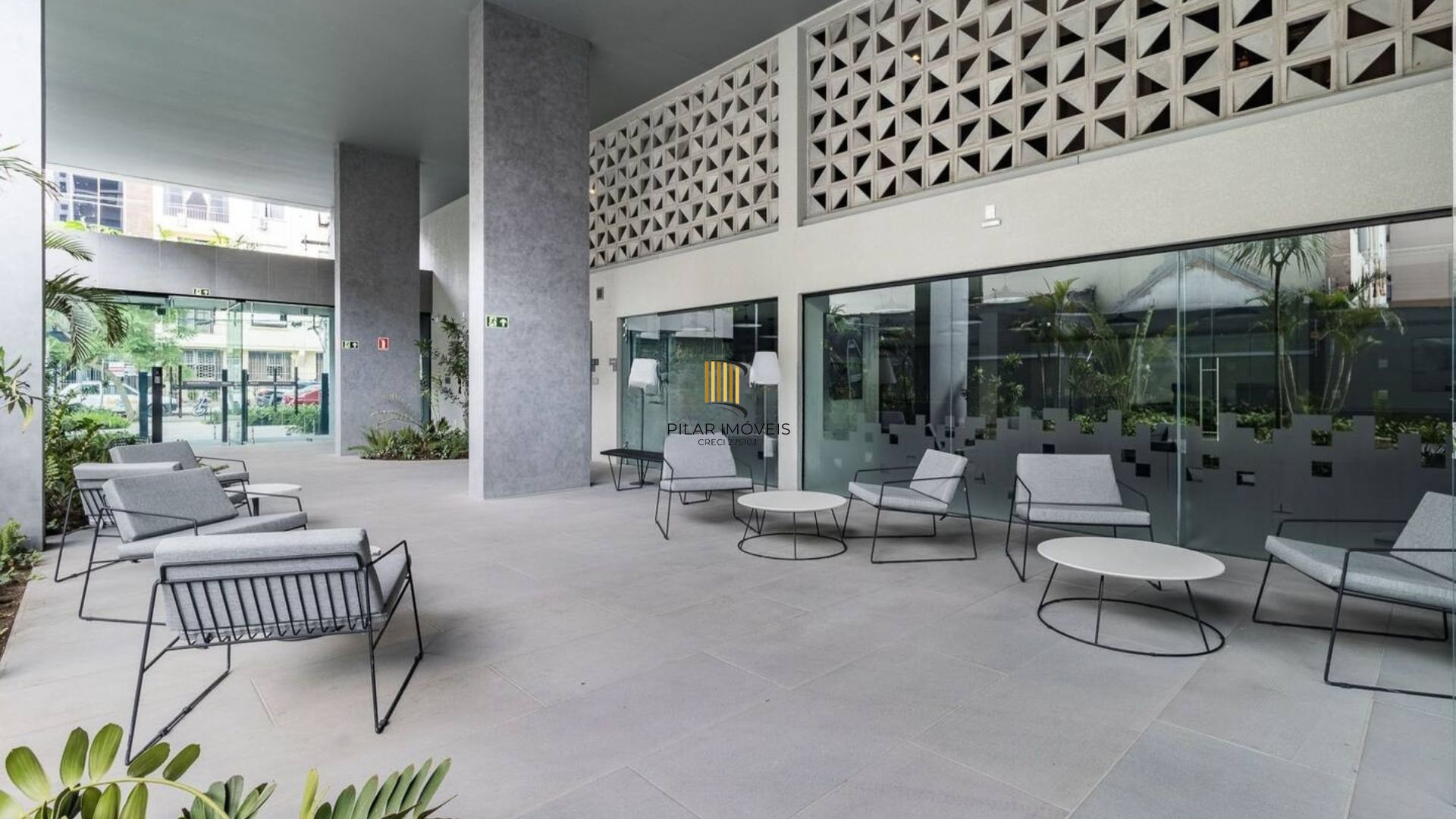 Studio completamente mobiliado e equipado, para comprar, localizado no GO Rio Branco