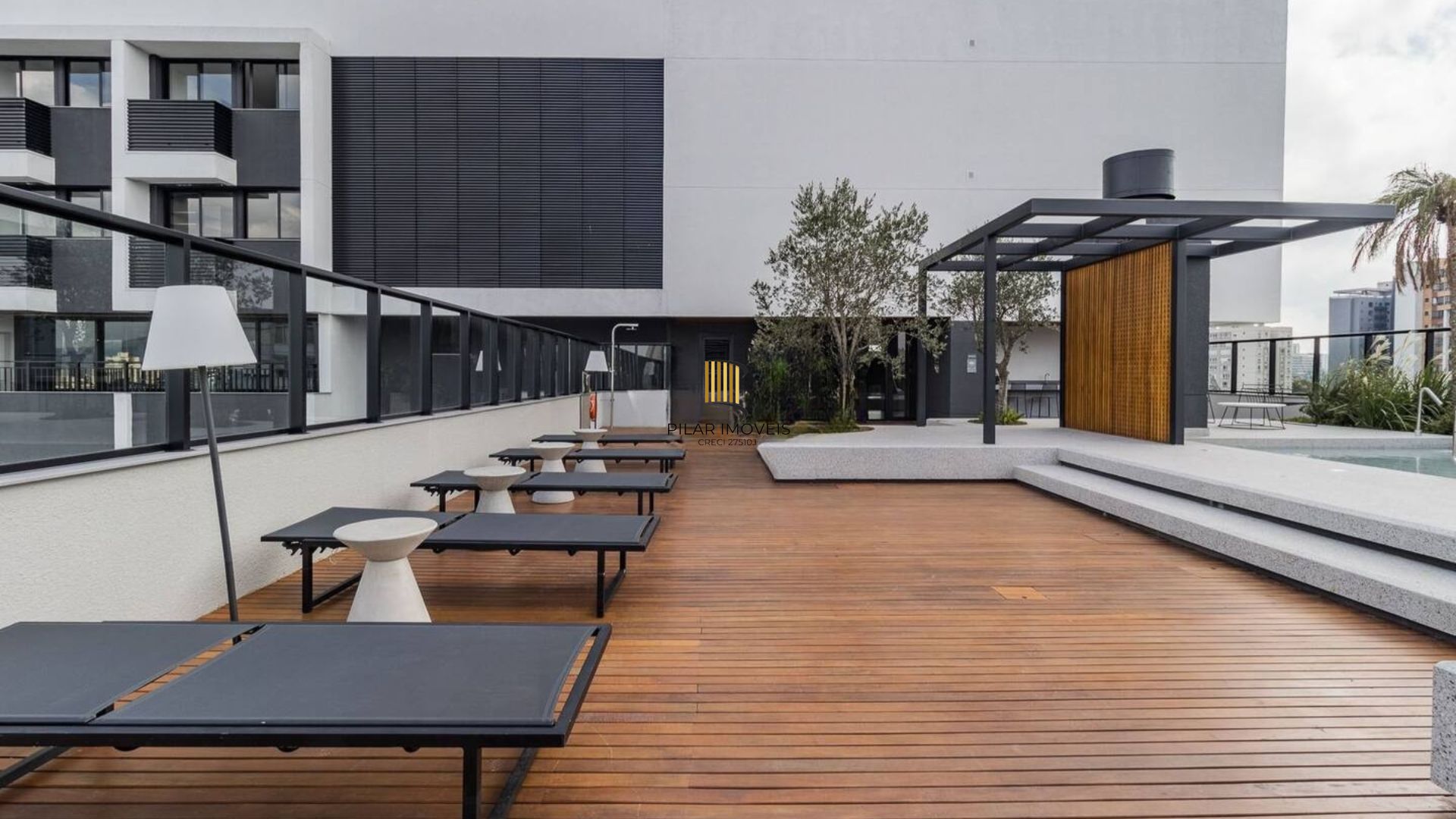 Studio completamente mobiliado e equipado, para comprar, localizado no GO Rio Branco