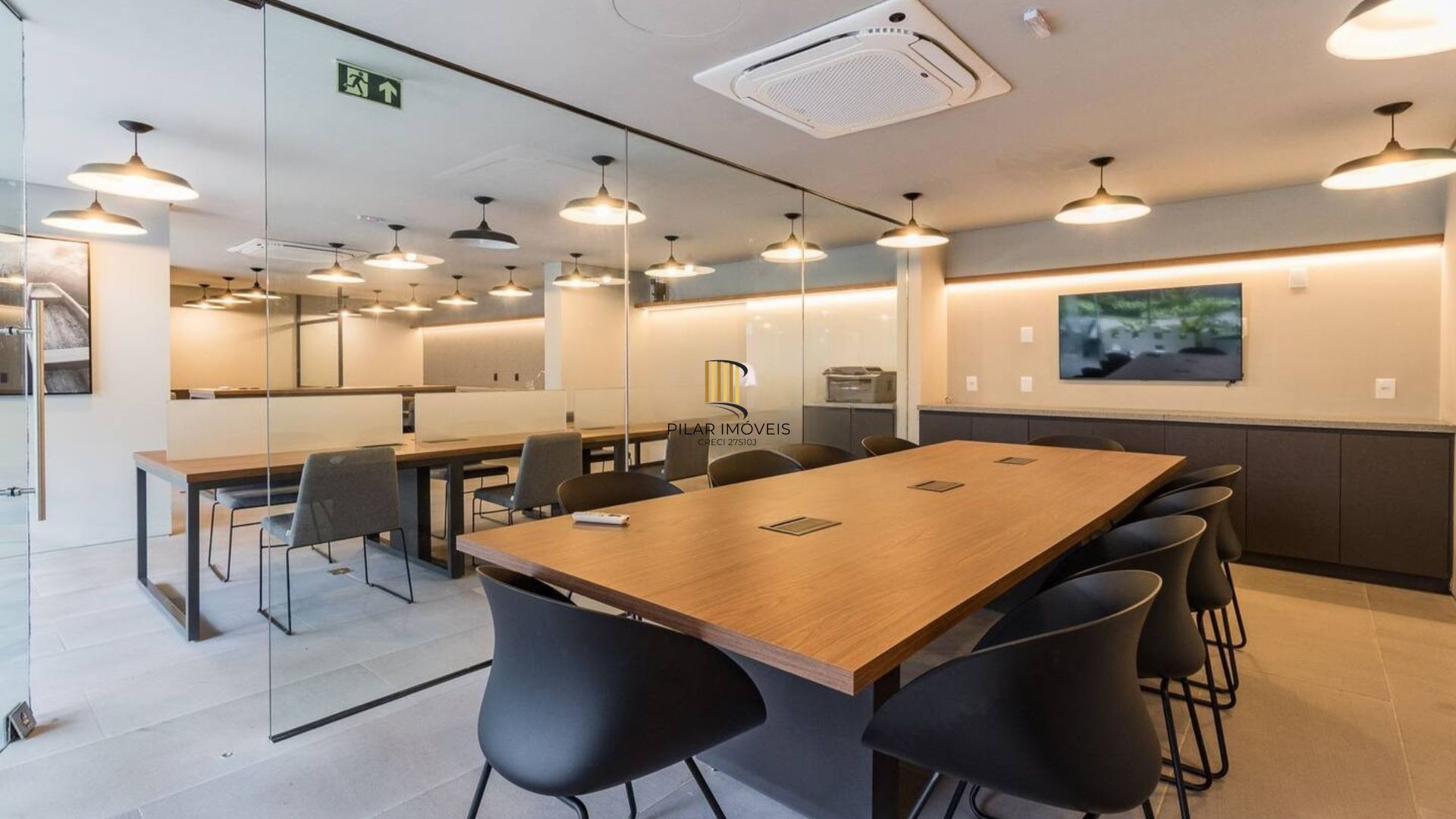 Studio completamente mobiliado e equipado, para comprar, localizado no GO Rio Branco