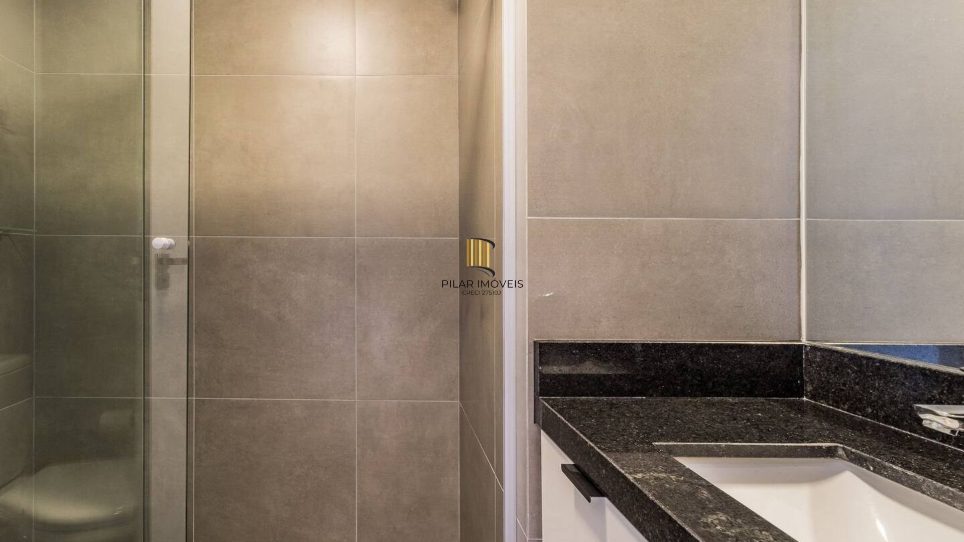Studio completamente mobiliado e equipado, para comprar, localizado no GO Rio Branco