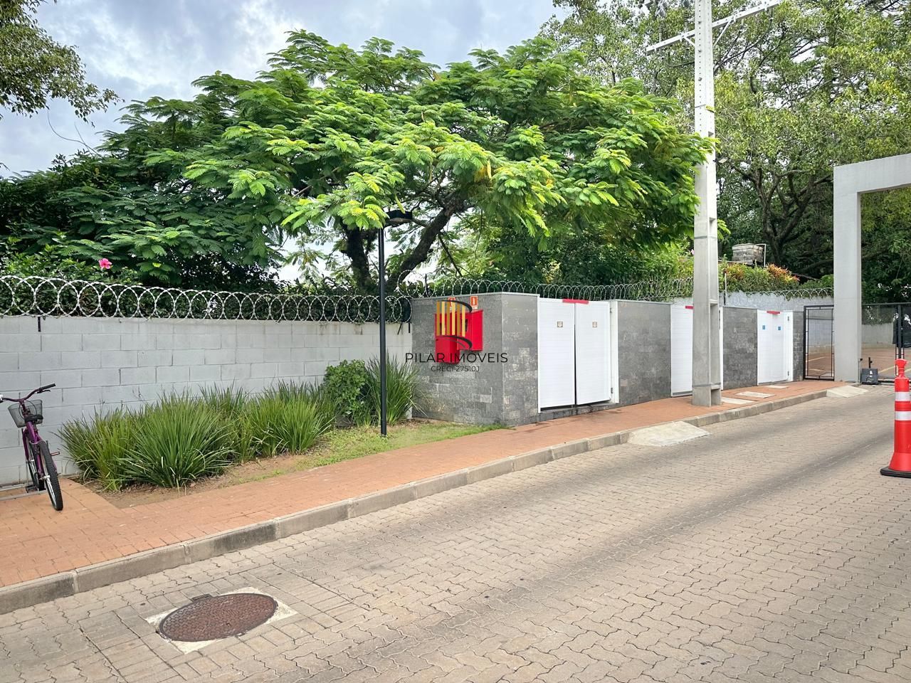 Excelente casa a venda em condomínio fechado no bairro Vila Nova.