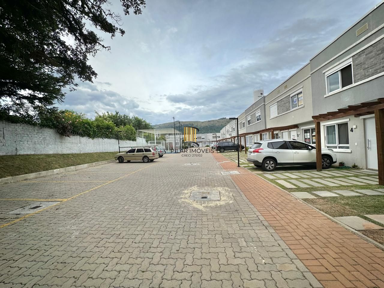 Excelente casa a venda em condomínio fechado no bairro Vila Nova.