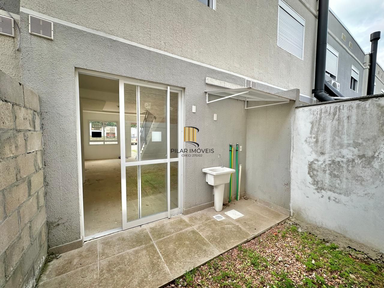Excelente casa a venda em condomínio fechado no bairro Vila Nova.