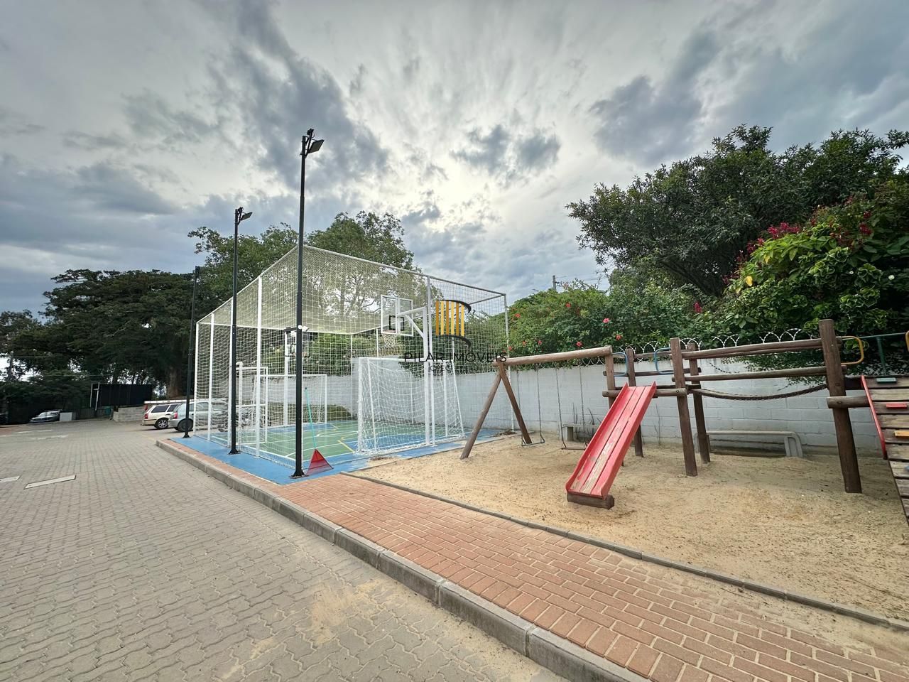 Excelente casa a venda em condomínio fechado no bairro Vila Nova.