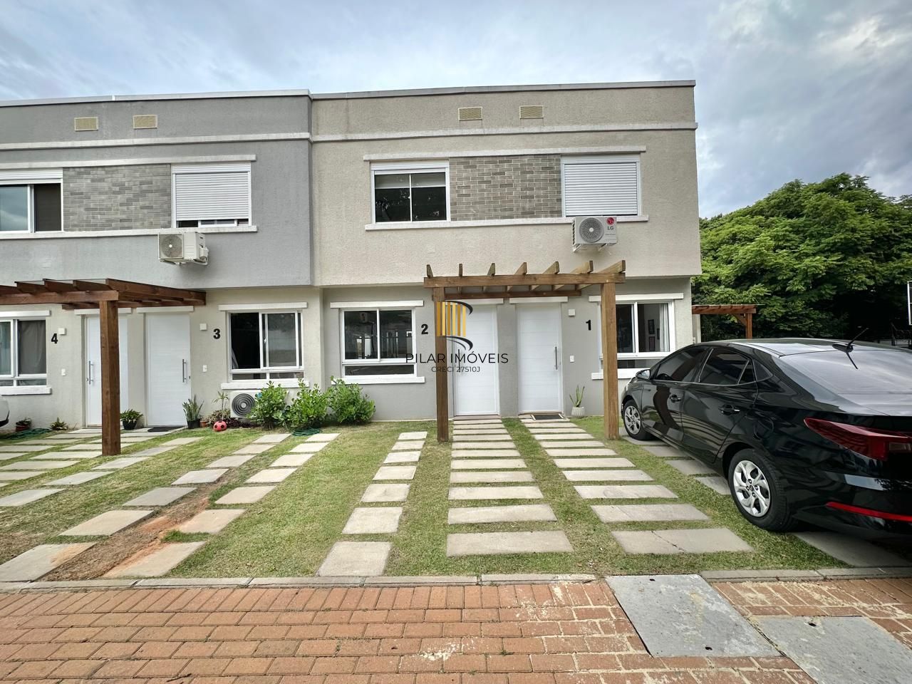 Excelente casa a venda em condomínio fechado no bairro Vila Nova.
