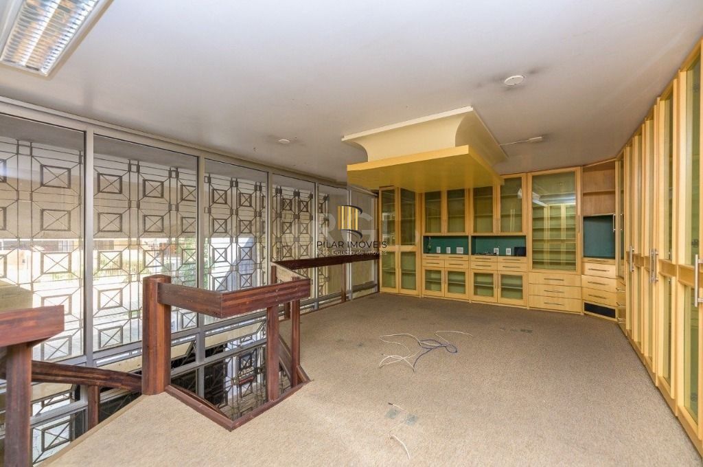Casa com 4 dormitórios para Comprar  388 m²  - Bela Vista - Porto Alegre/RS