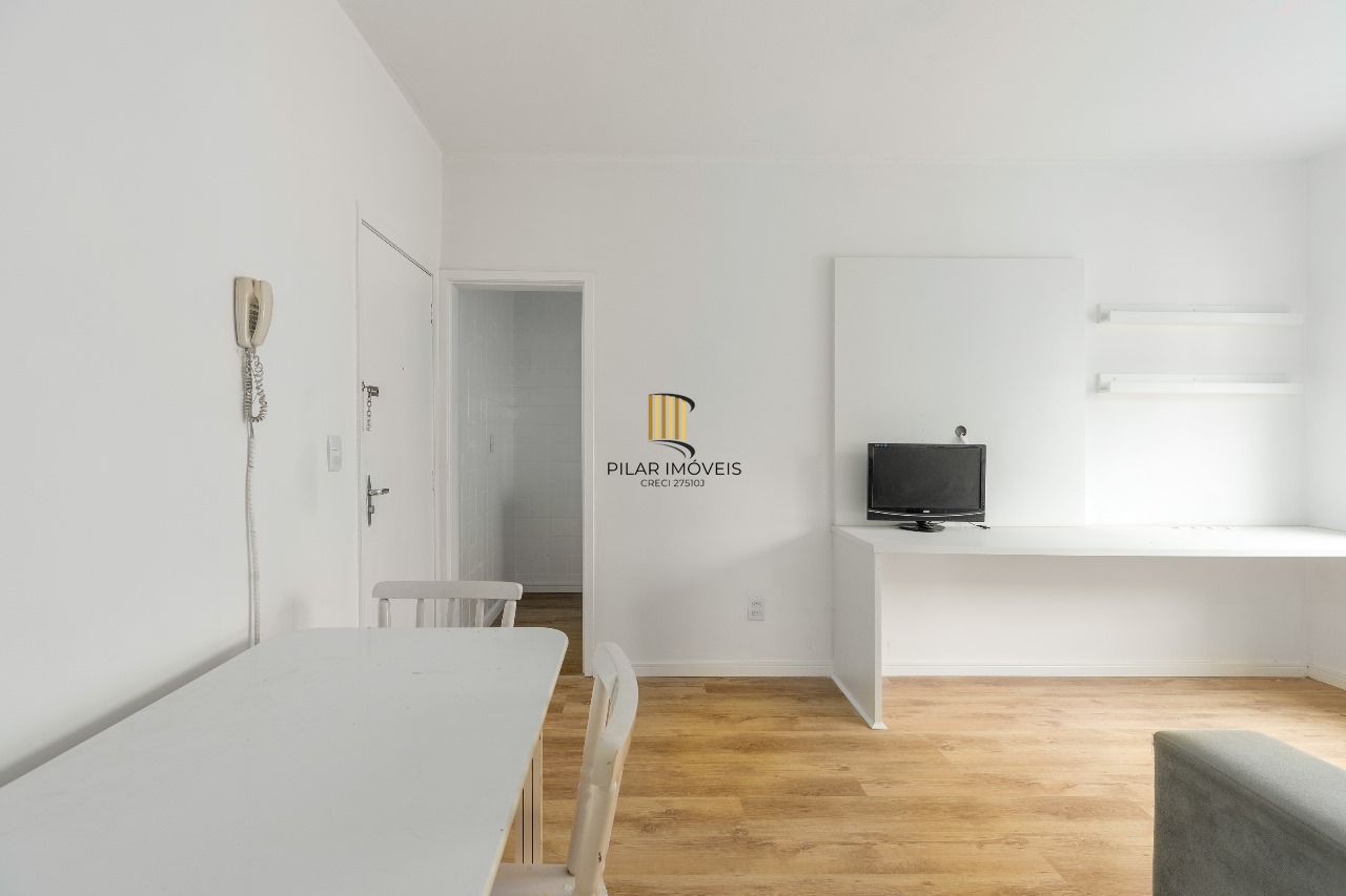 Apartamento para comprar com  68m²  no Centro Histórico