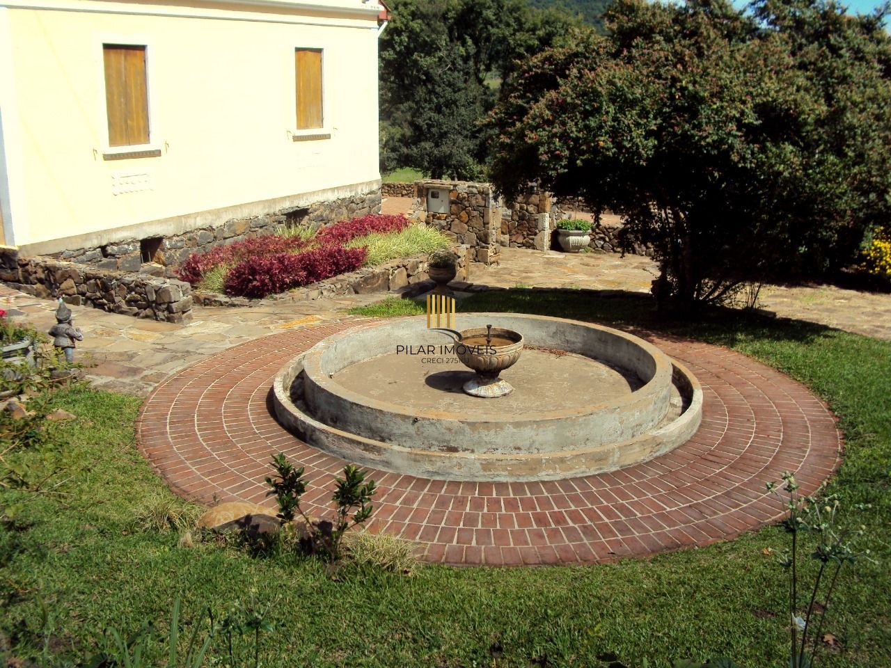 Área para comprar com casas Enxaimel em Nova Petrópolis.