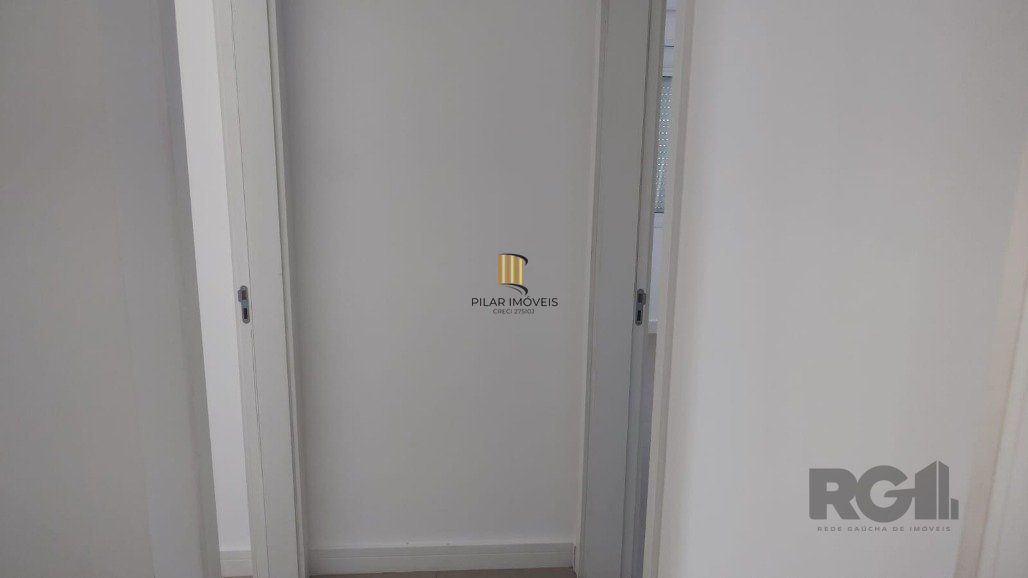 Apartamento com 2 dormitórios à venda,vaga dupla, 69 m² por R$ 450.000,00 - Partenon - Porto Alegre/RS