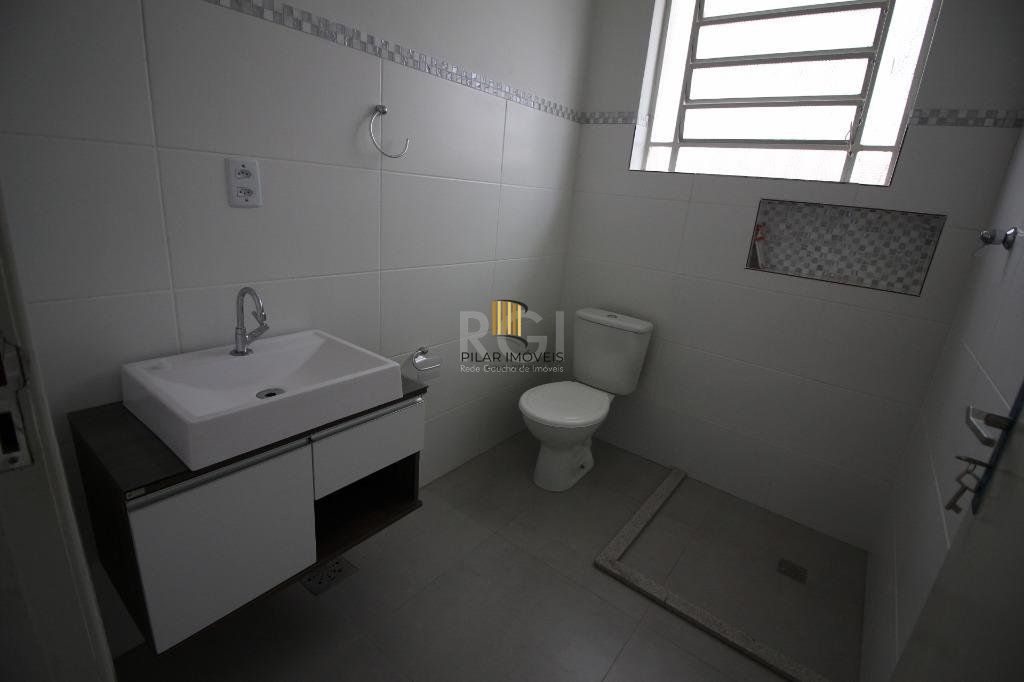 Casa com 3 Dormitórios Para comprar  250 m² - Petrópolis - Porto Alegre/R