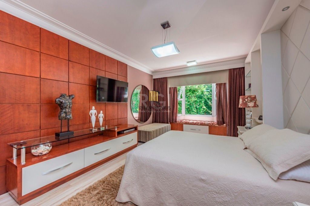 Casa para comprar Com 4 dormitórios , 431 m²- Três Figueiras - Porto Alegre/RS