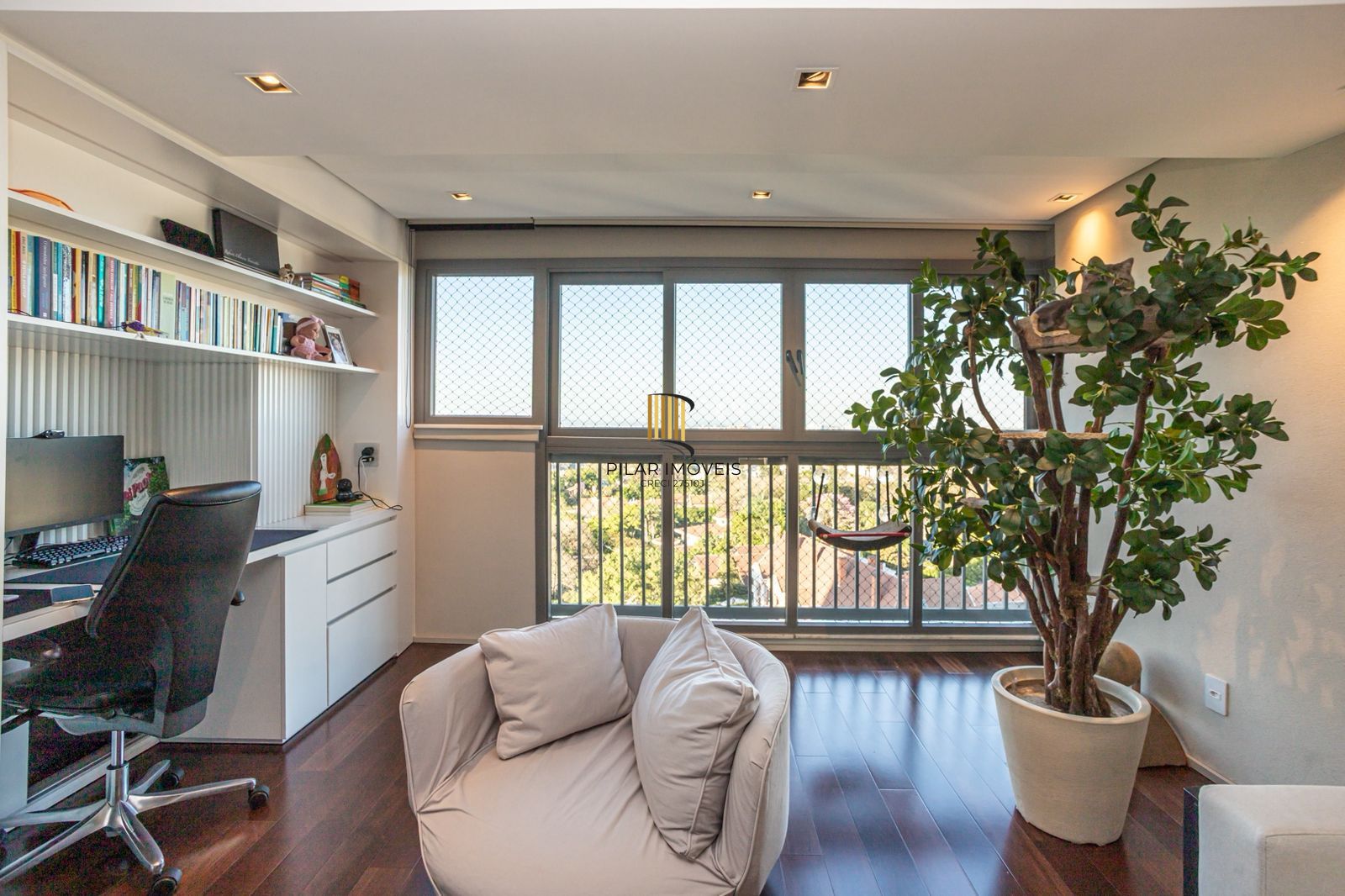 Apartamento de Luxo mobiliado com vista definitiva e automação- Três Figueiras