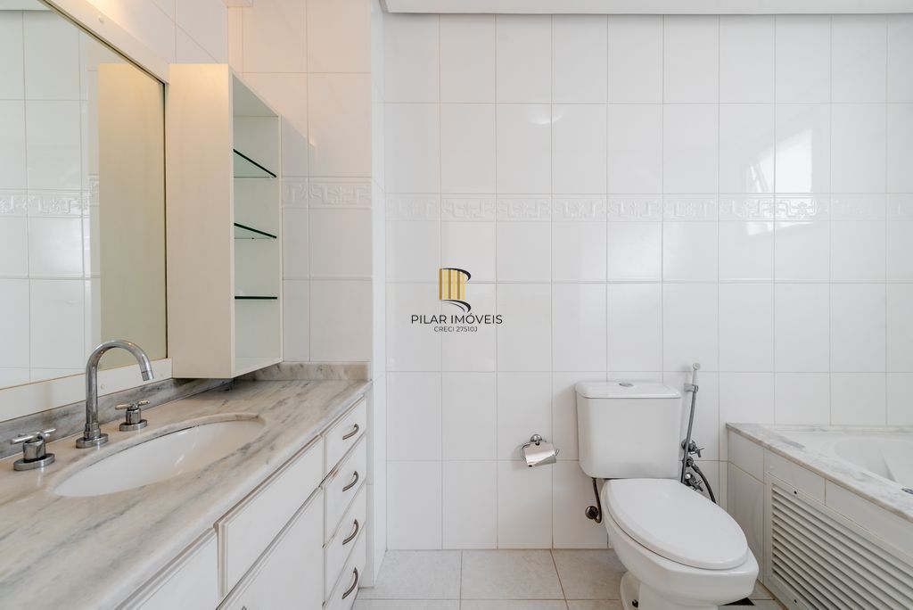 Apartamento espaçoso e confortável no bairro Mont Serrat