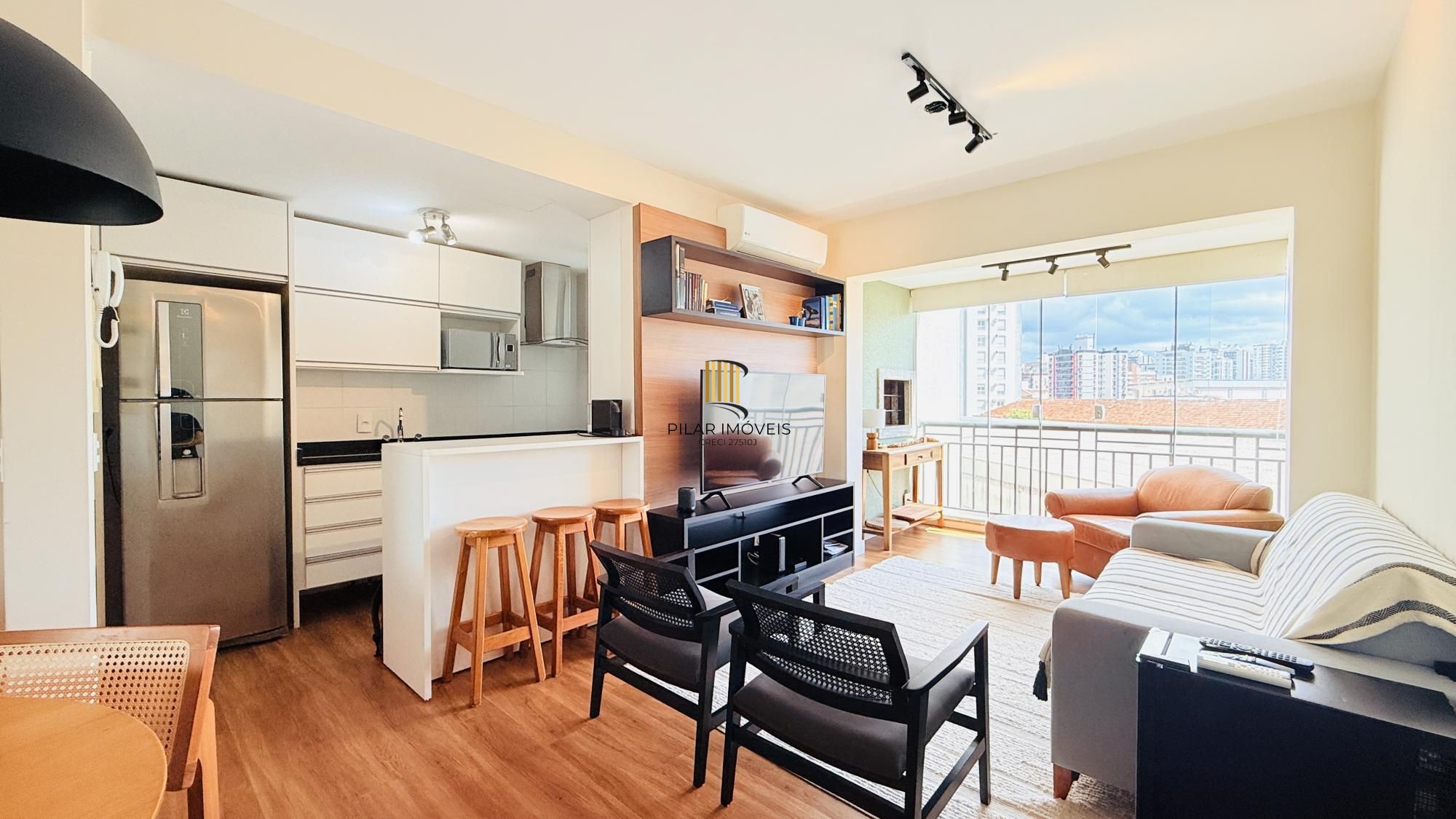 Excelente apartamento a venda com 2 dormitórios no bairro Passo d areia.