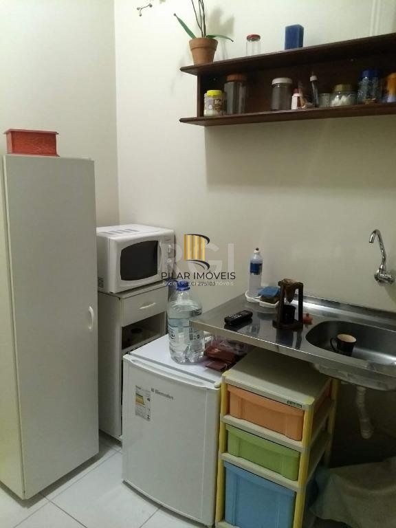 Sala, 55 m² Para comprar por R$ 250.000,00 - Independência - Porto Alegre/RS