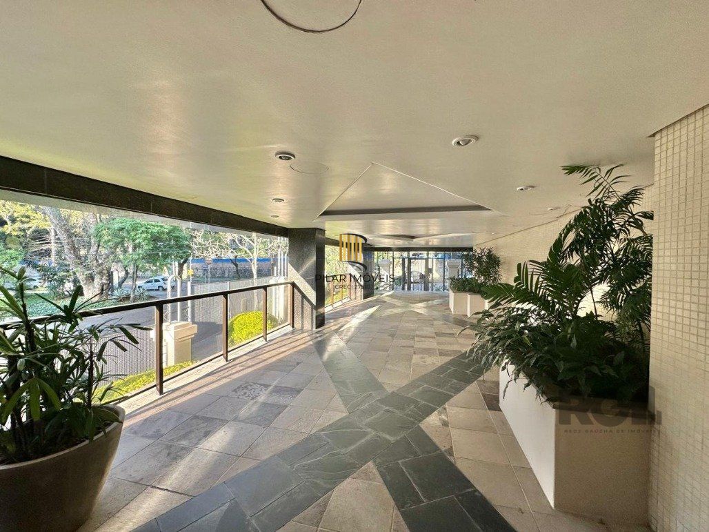 Apartamento com 4 suítes no Bairro Rio Branco semi-mobiliado com vista 360 graus