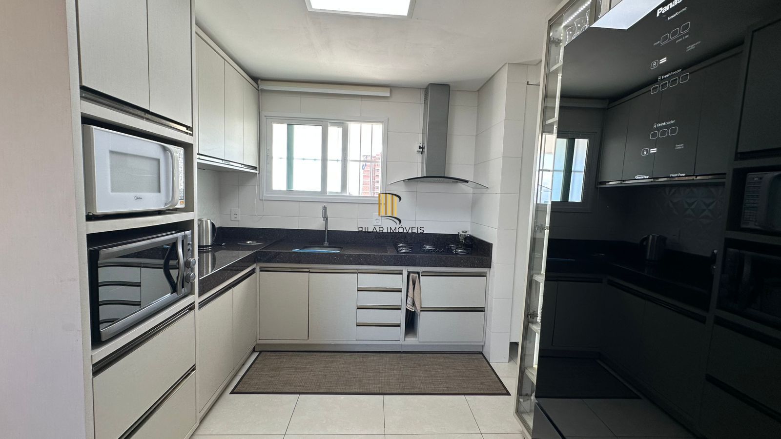 APARTAMENTO 3 DORMITÓRIOS MOBILIADO NO CENTRO DE TORRES RS