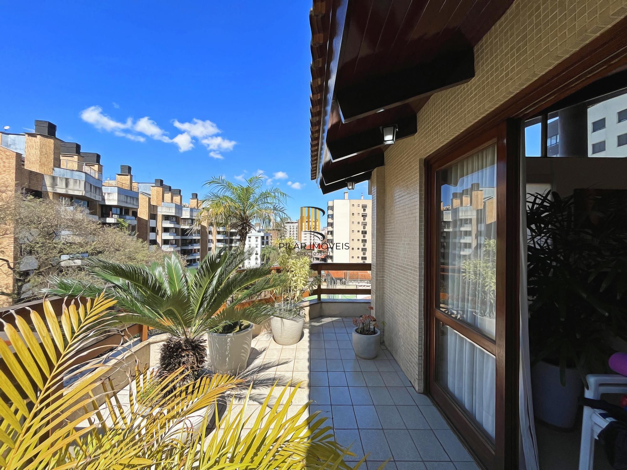 Excelente Cobertura com 3 dormitórios para comprar no Bairro Bela Vista