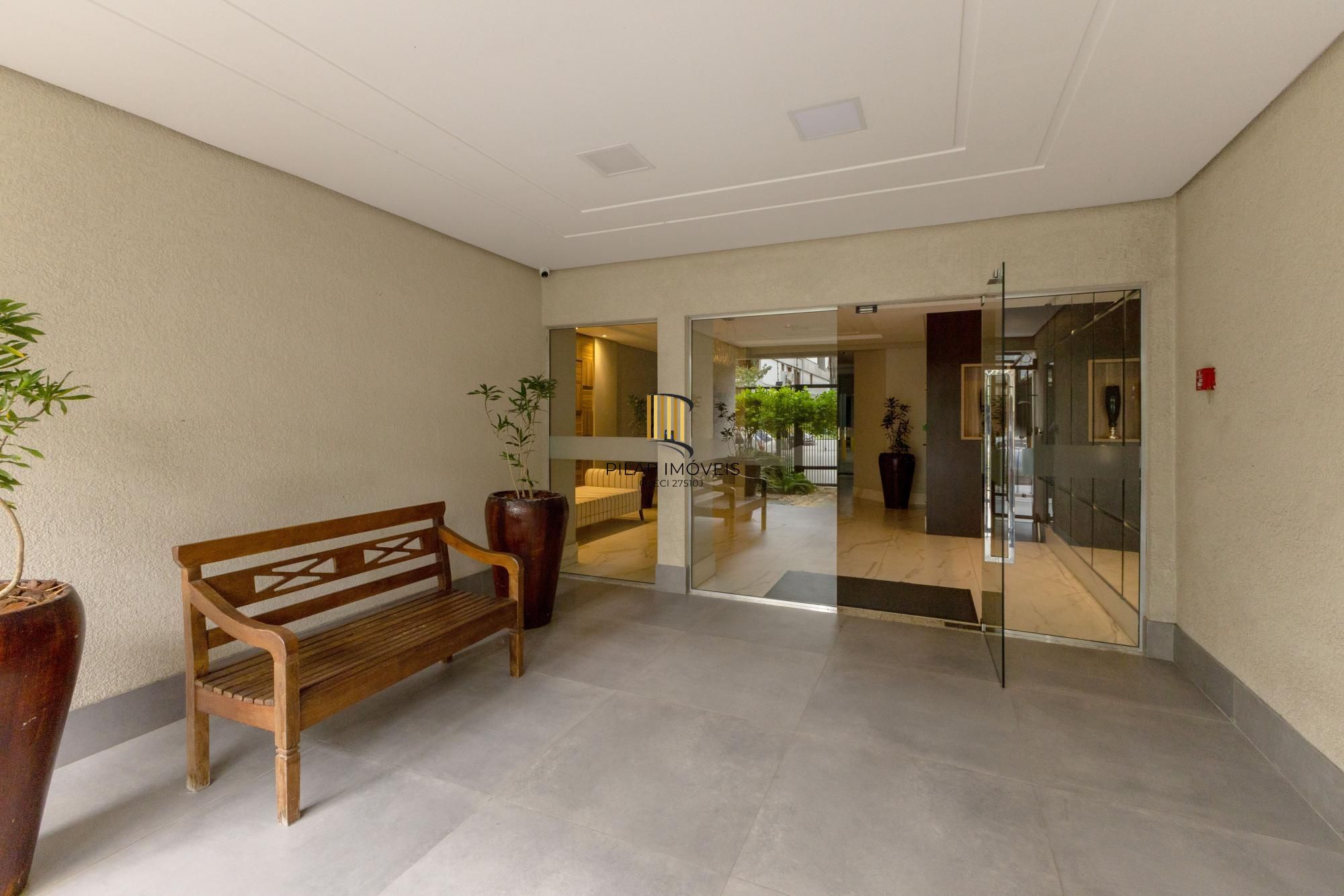 Apartamento de 2 dormitórios no bairro Auxiliadora