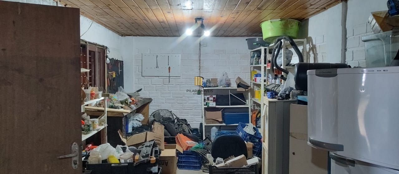 Vende Casa Comercial com deposito nos fundos, 289,80m²