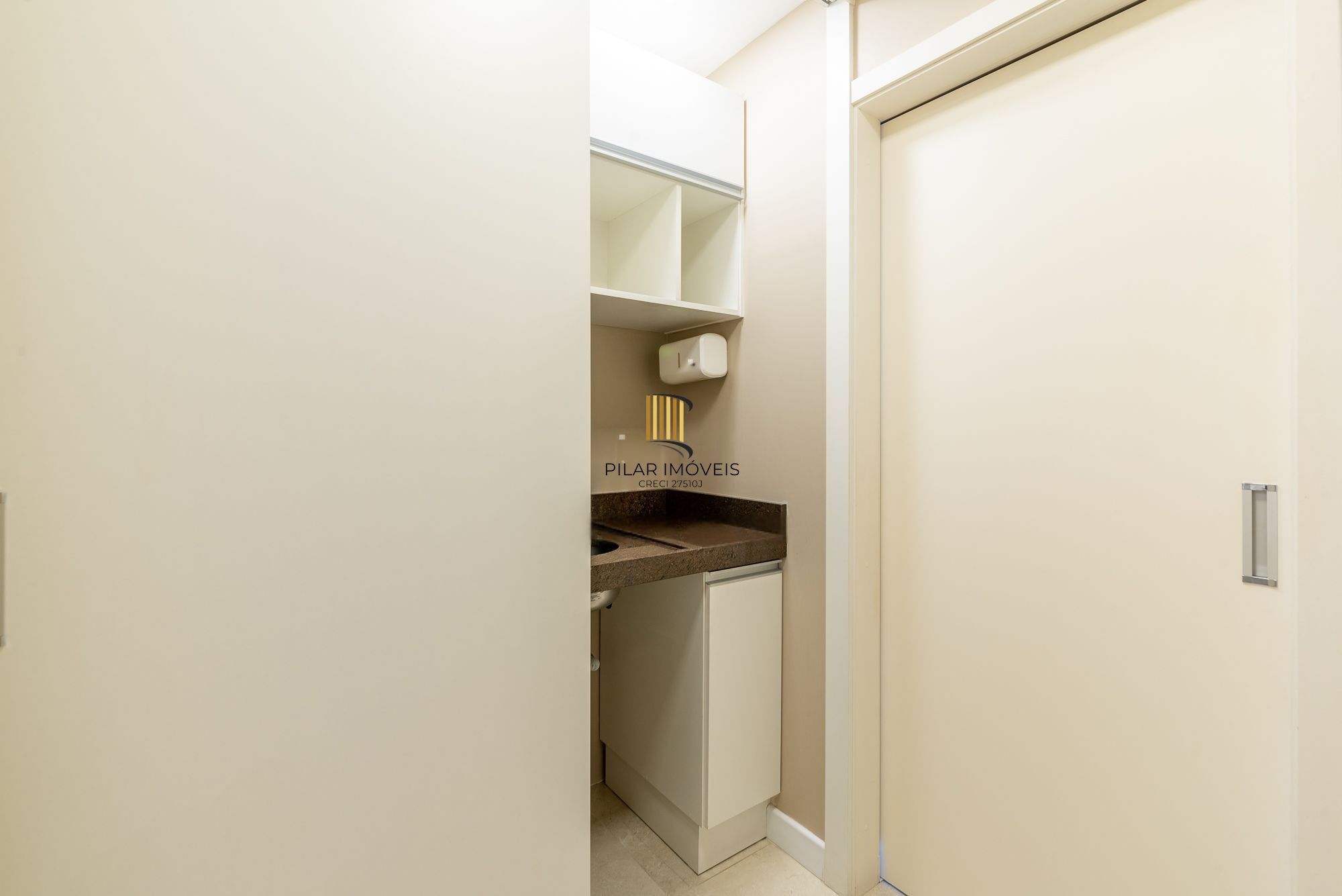 Excelente sala Comercial para Investidores