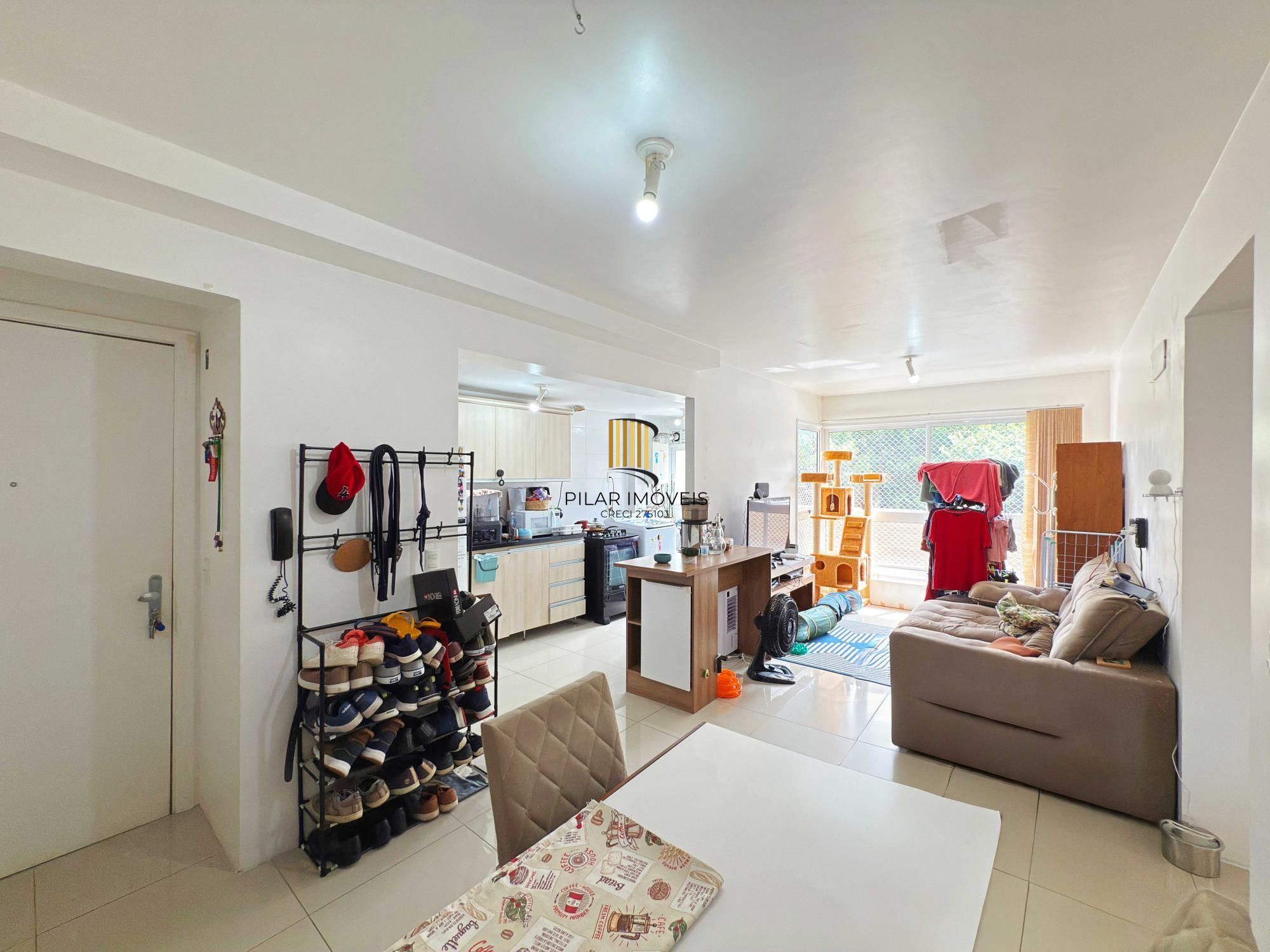 Lindo apartamento de 2 dormitórios e uma vaga de garagem