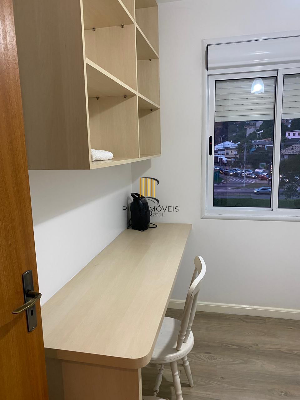 Apartamento no Residencial Urbano Ipiranga  a venda no bairro Partenon com 3 dormitórios sendo 1 suíte.