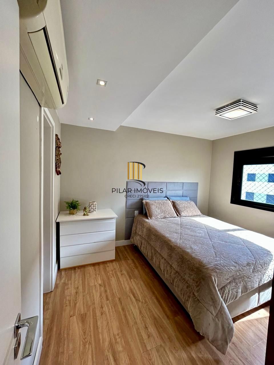 Excelente apartamento mobiliado no bairro Tristeza com 3d para comprar