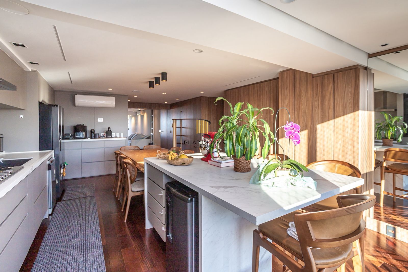 Apartamento de Luxo mobiliado com vista definitiva e automação- Três Figueiras