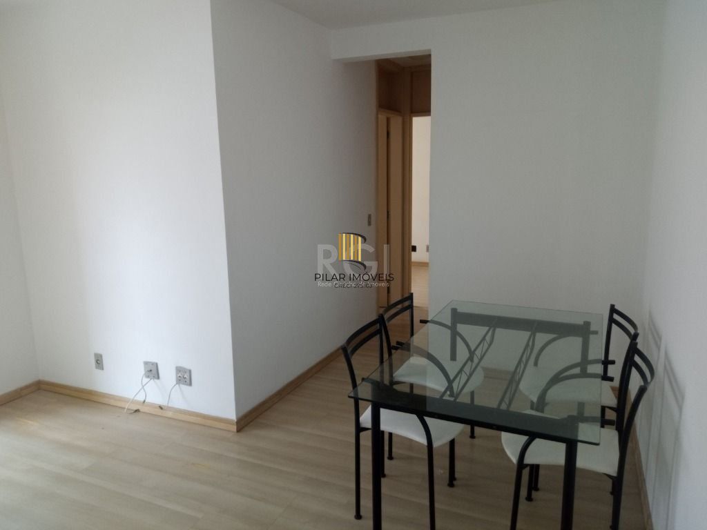 Apartamento com 2 dormitórios para comprar,  50 m² - Sarandi - Porto Alegre/RS - Pilar Imóveis
