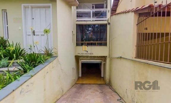 Casa com 7 Quartos e 6 vagas à Venda, 470 m² no Bairro Petrópolis