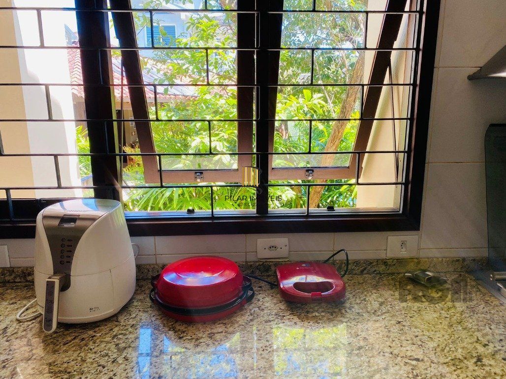 Casa excelente para Comprar  no Bairro Três Figueiras!!