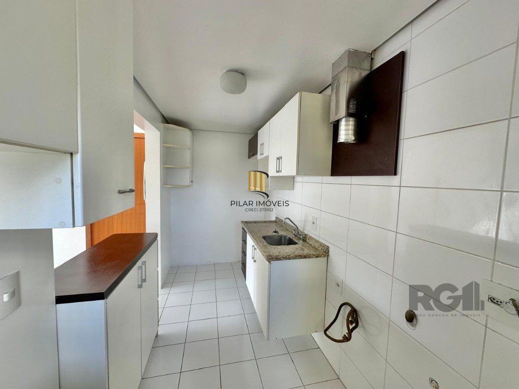 Apartamento no Residencial Urbano Ipiranga  a venda no bairro Partenon com 3 dormitórios sendo 1 suíte.
