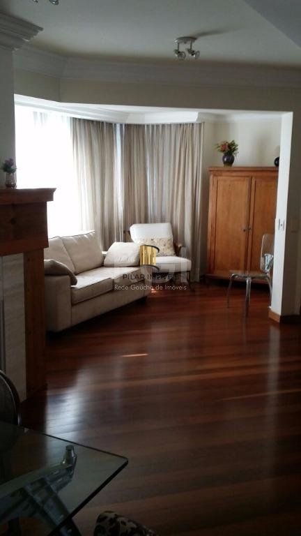 Vende cobertura mobiliada, 3 dormitórios, 3 vagas, Petrópolis