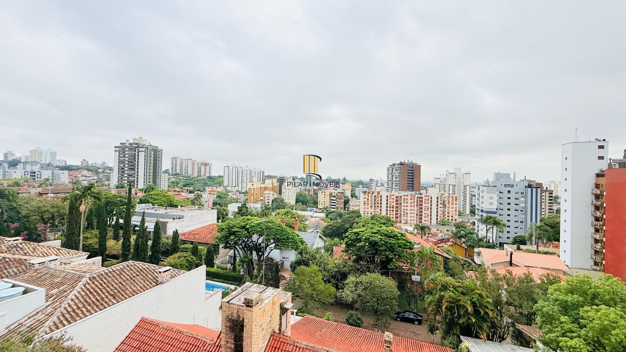 Cobertura Duplex de 318m com Piscina Privativa, Energia Solar e Vista Panorâmica
