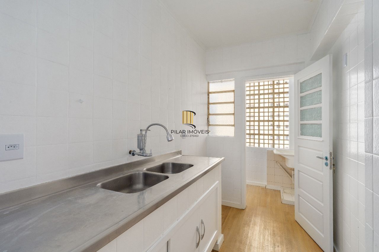 Apartamento para comprar com  68m²  no Centro Histórico