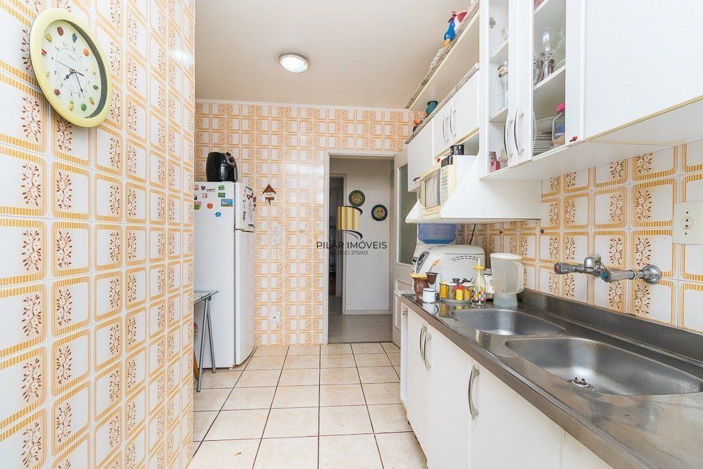 apartamento com 82 m² de área privativa e vaga no bairro Petrópolis