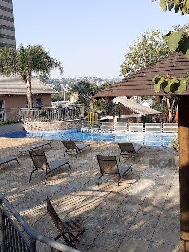 vende exelente casa com 442m² , 4 dormitórios Suíte, garagem para 4 carros