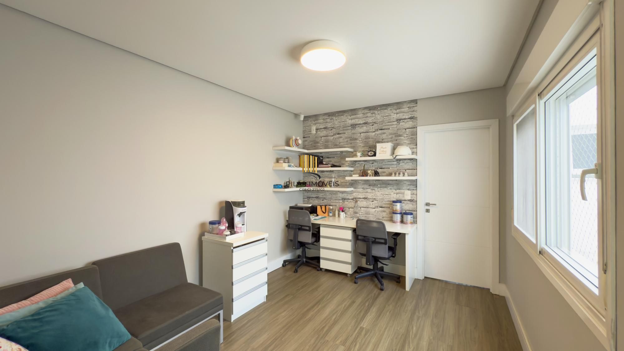 Casa para Comprar com 4 dormitórios, 386 m² - Chácara das Pedras - Porto Alegre