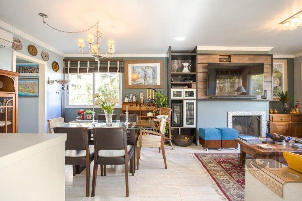 Apartamento à Venda - 137.74m², 3 dormitórios, sendo 3 suites, 2 vagas - Petrópolis