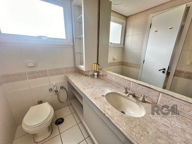 Excelente Apartamento Para Comprar  Próximo ao Hospital Moinhos de Vento com 196 m² privativos