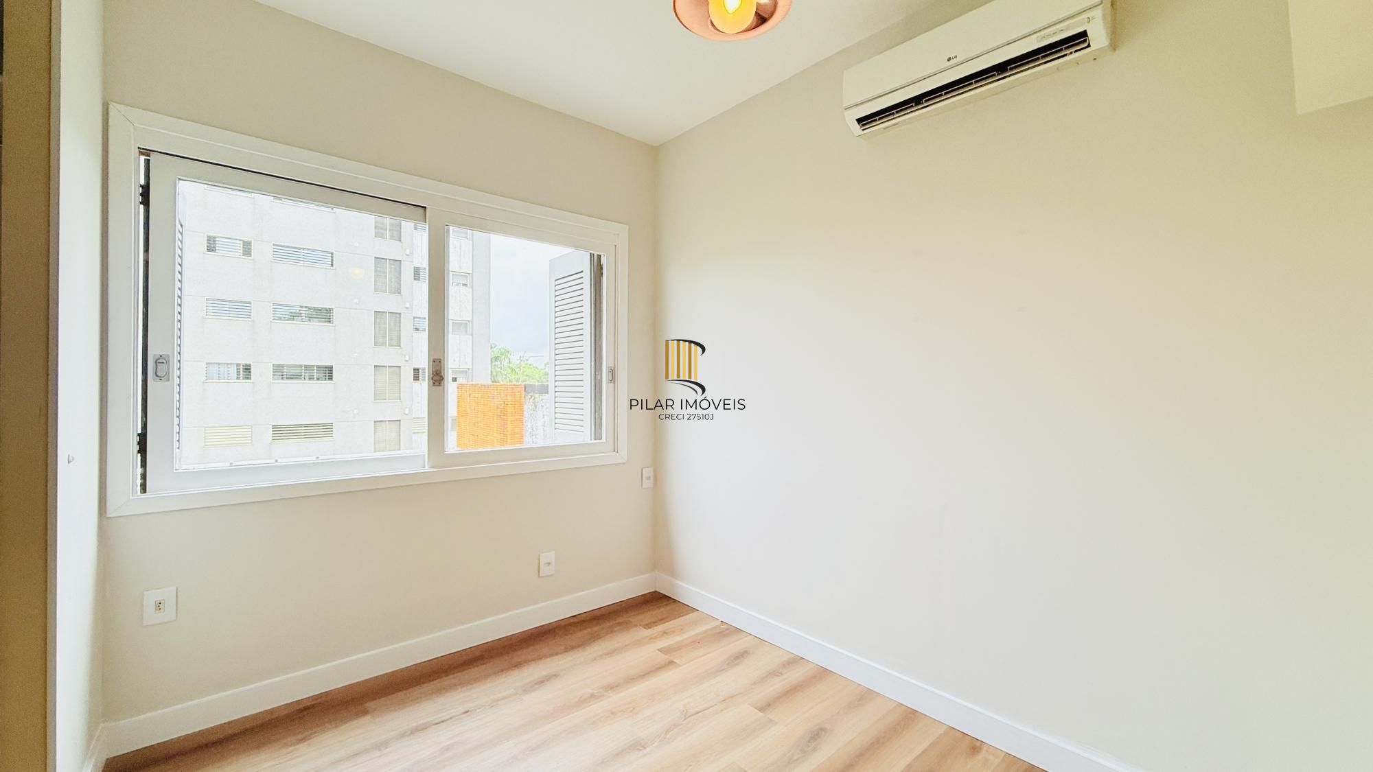 Cobertura Duplex de 318m com Piscina Privativa, Energia Solar e Vista Panorâmica