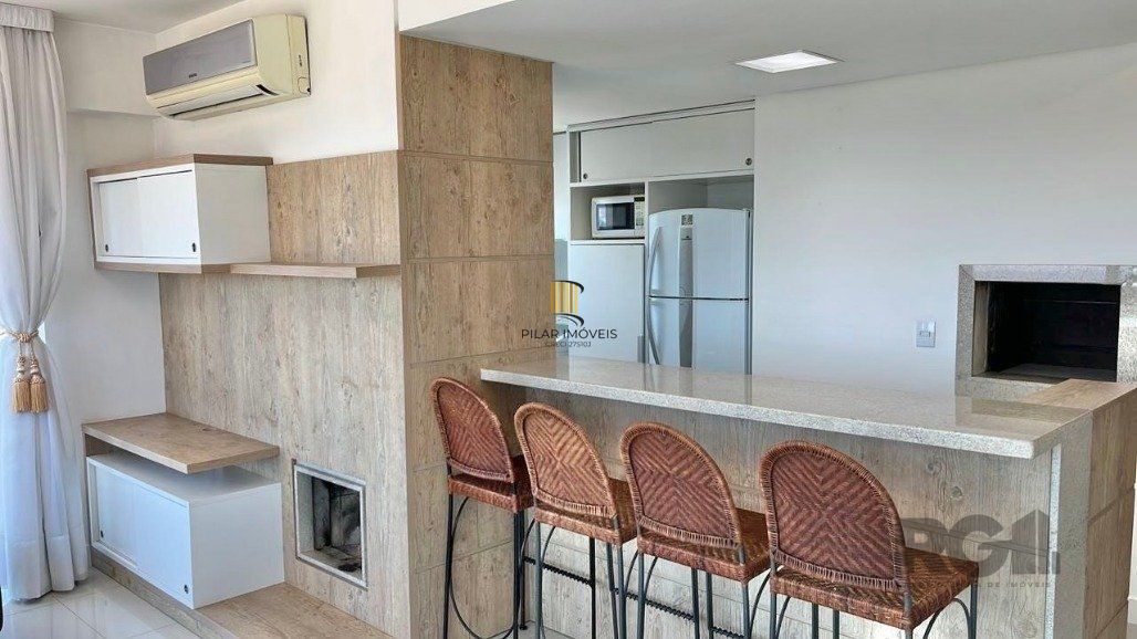 Lindo apartamento para Comprar com 2 dormitórios , mobiliado, no Bairro Três Figueiras
