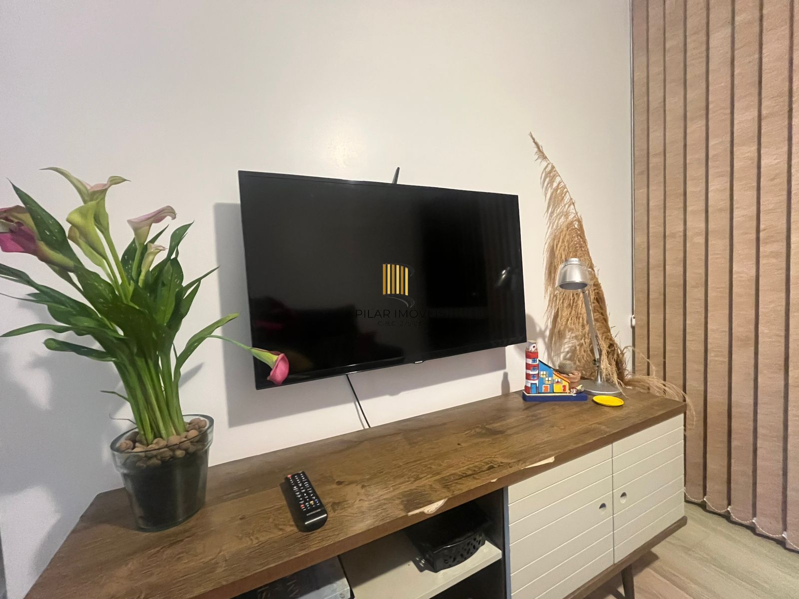Apartamento no Residencial Urbano Ipiranga  a venda no bairro Partenon com 3 dormitórios sendo 1 suíte.