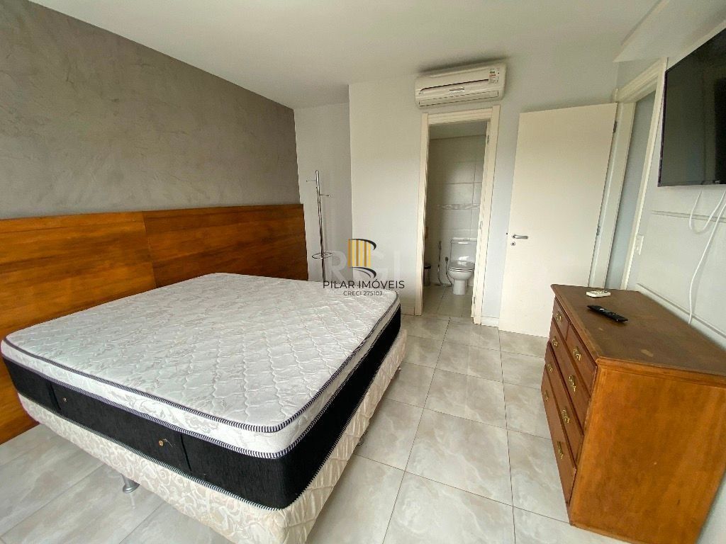 Apartamento Para Comprar  no Karpathos com 2 Dormitórios transformado em 1 suite com closet